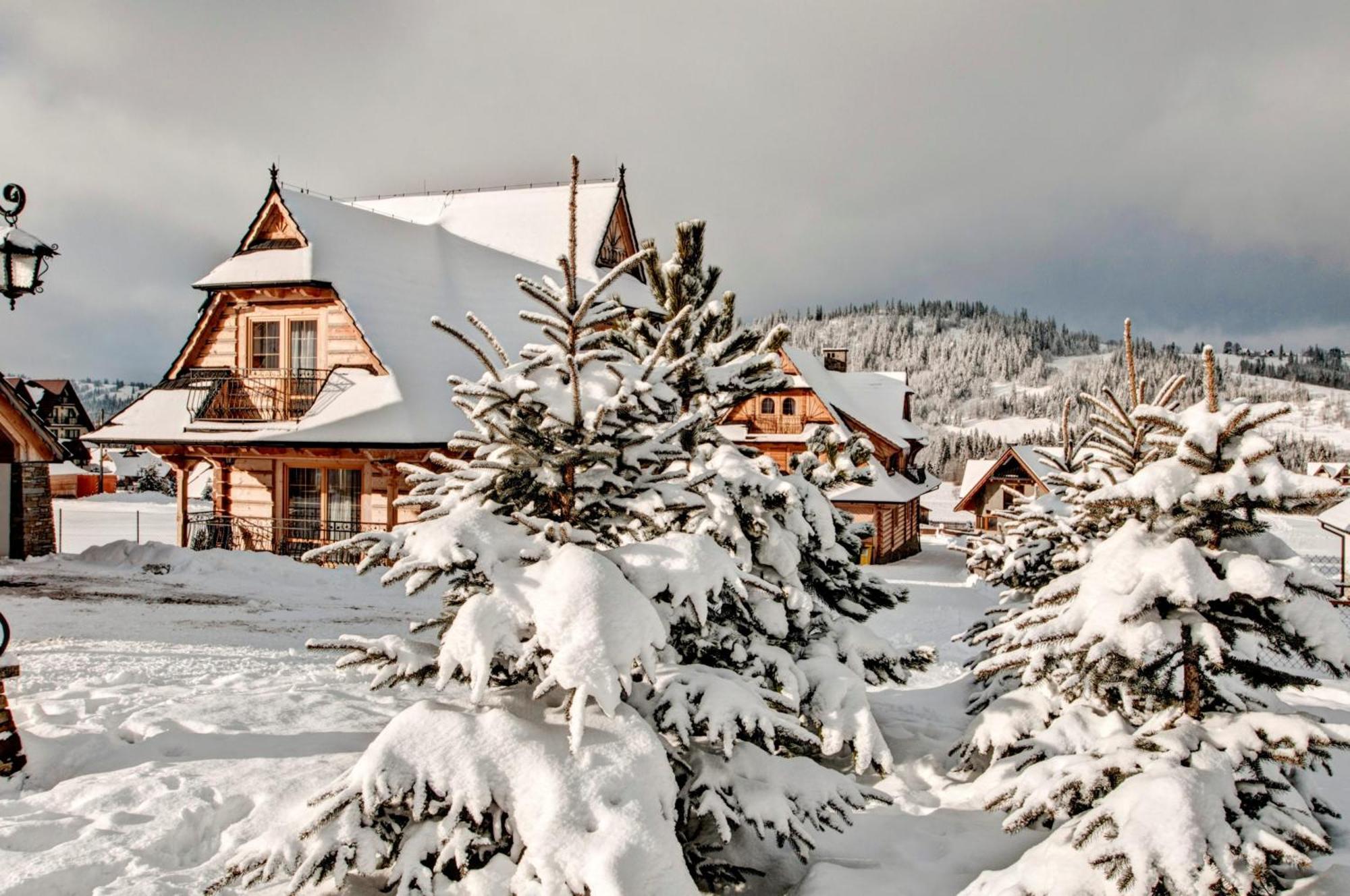 Folk Resort Domki I Apartamenty Мурзасичле Екстериор снимка